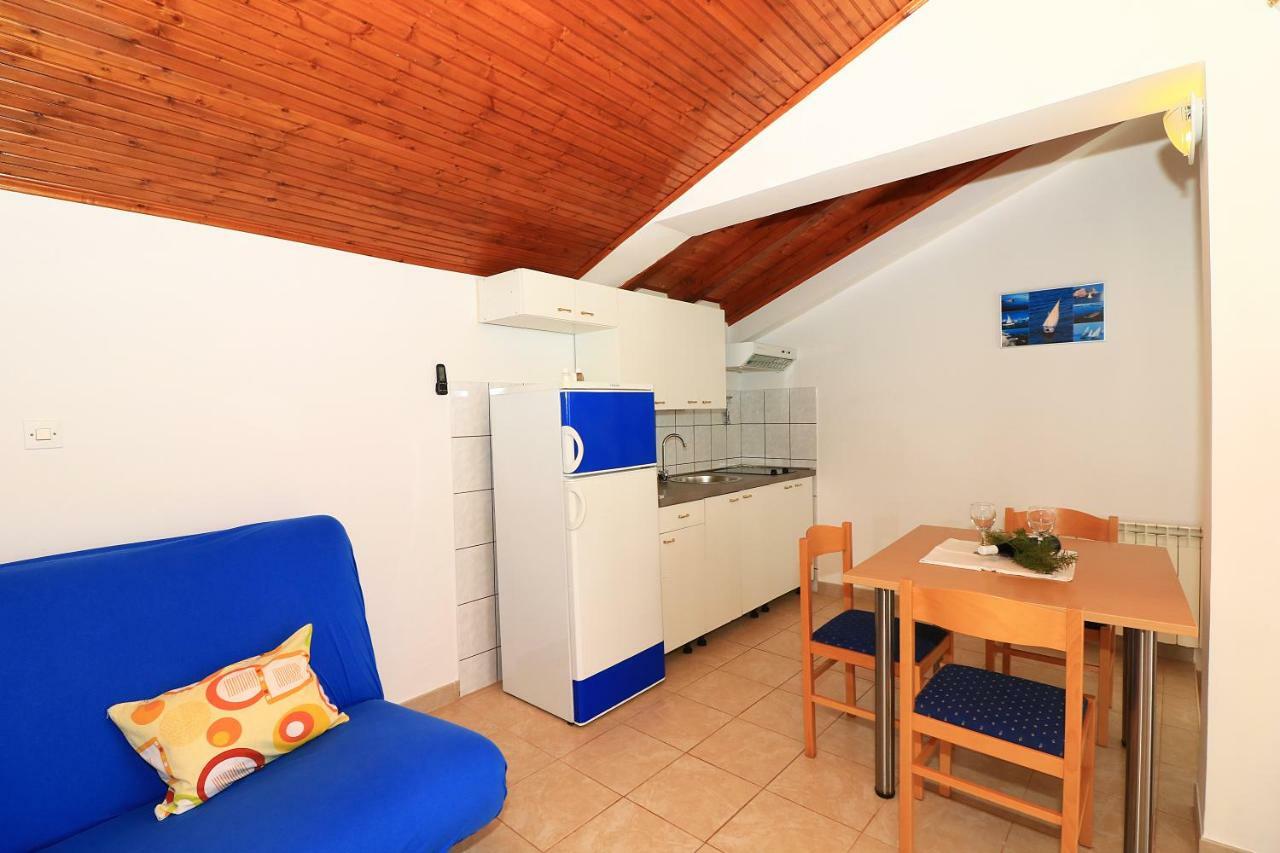 Broscica 16 Apartment Jezera Exterior photo
