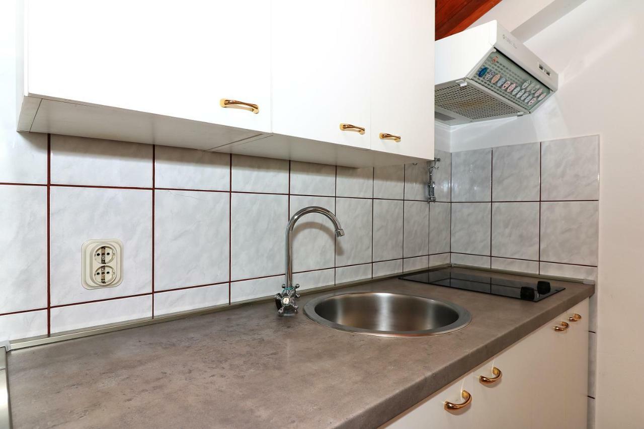 Broscica 16 Apartment Jezera Exterior photo