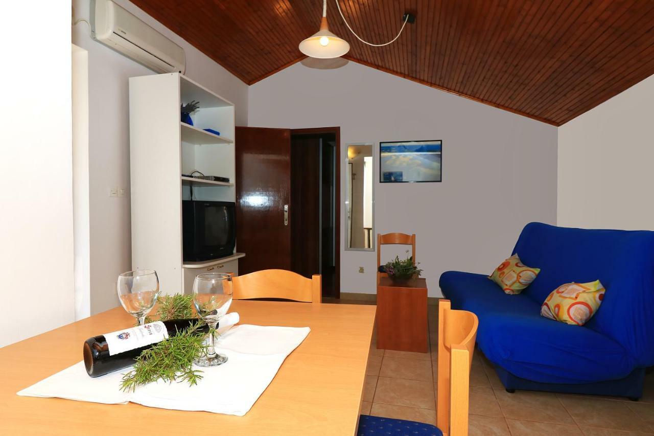 Broscica 16 Apartment Jezera Exterior photo